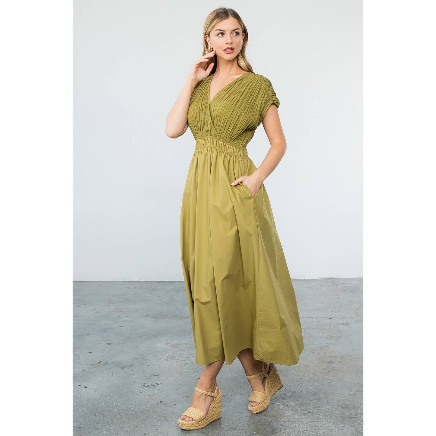 Smocked Poplin Maxi Dress With Pockets: OLIVE