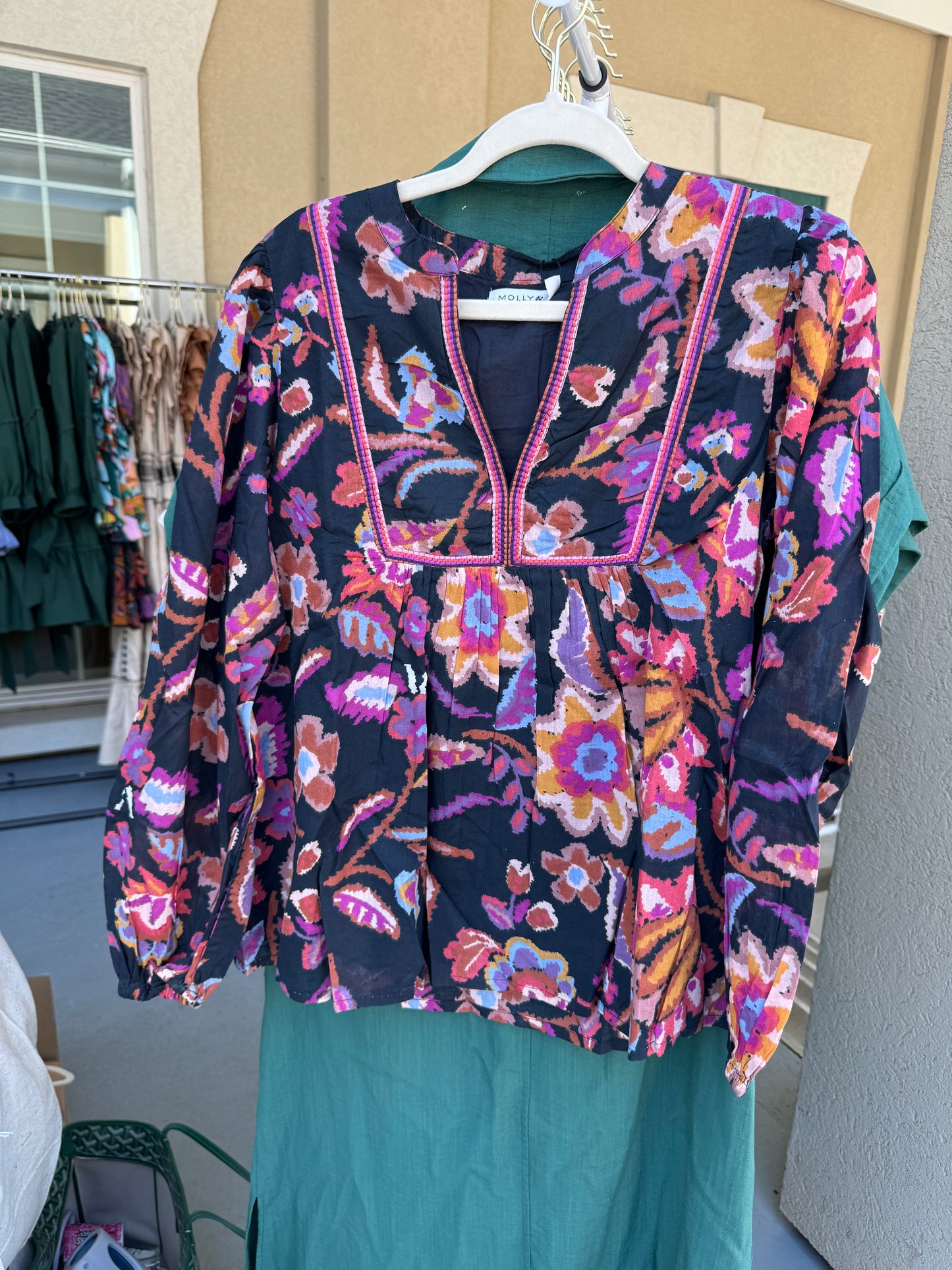 The Neely top