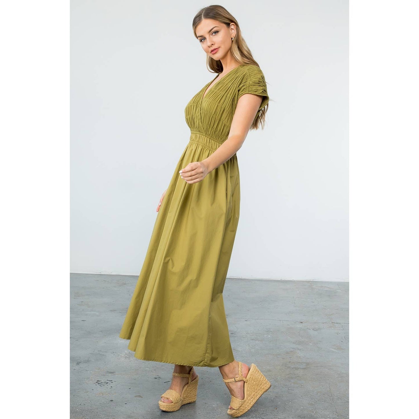 Smocked Poplin Maxi Dress With Pockets: OLIVE