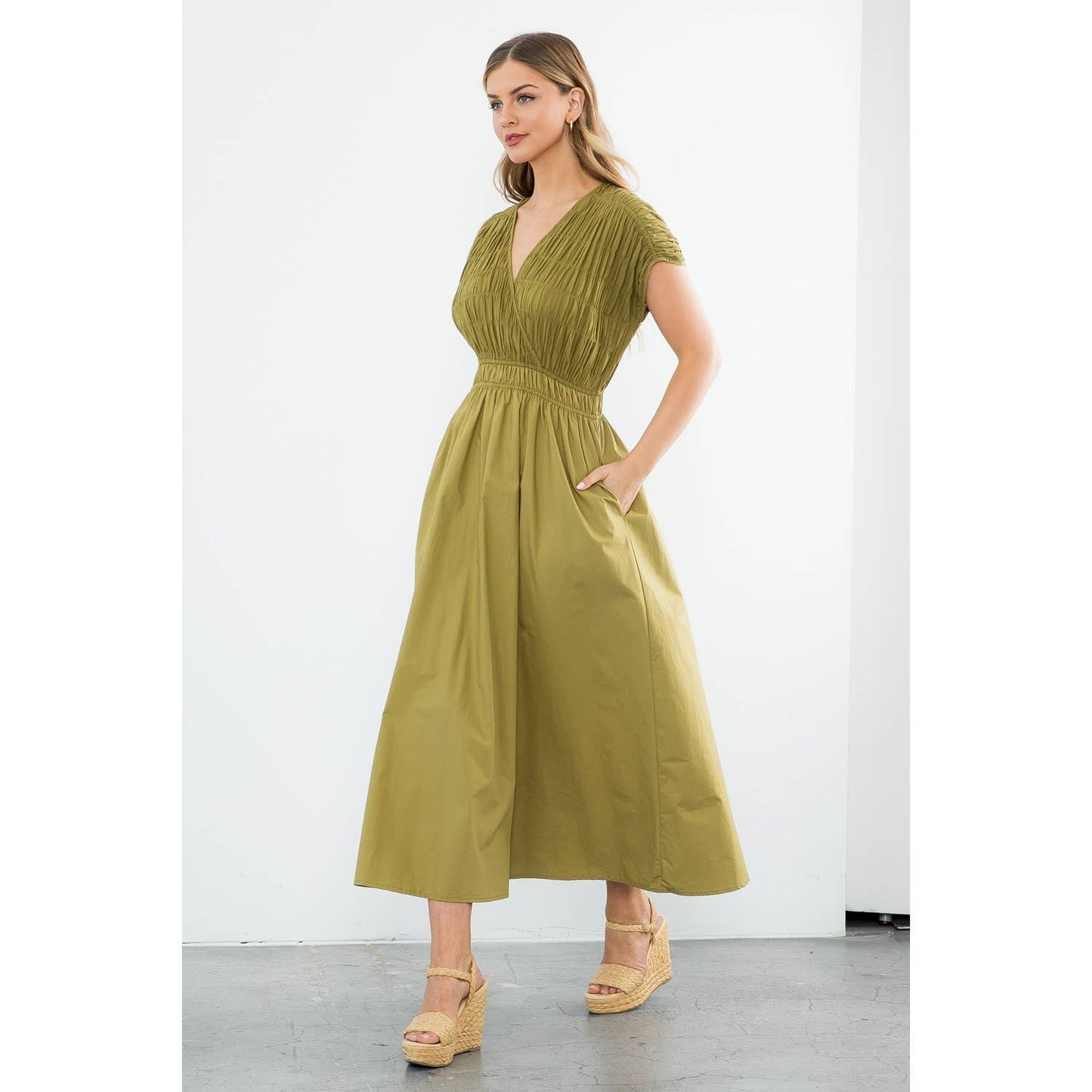 Smocked Poplin Maxi Dress With Pockets: OLIVE